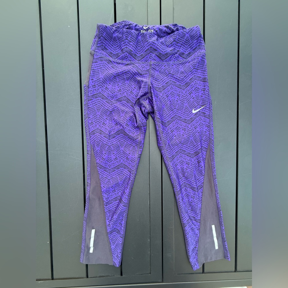 Nike Dri-FIT Purple Zig Zag Running Leggings Reflective Tights Crop Women’s XS - Picture 2 of 6